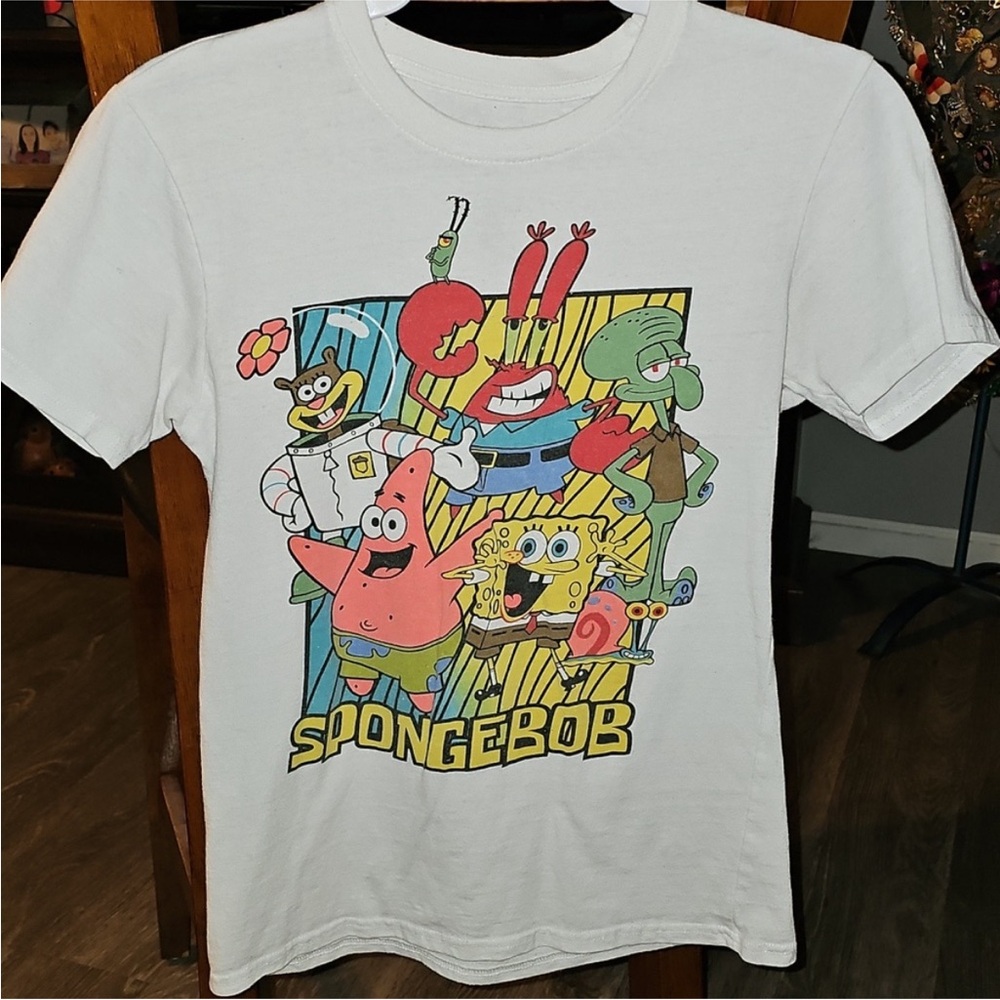 women’s Sz Small Nickelodeon SpongeBob T-shirt